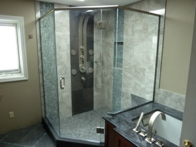 Custom glass shower doors in Brown Deer by BGS Glass